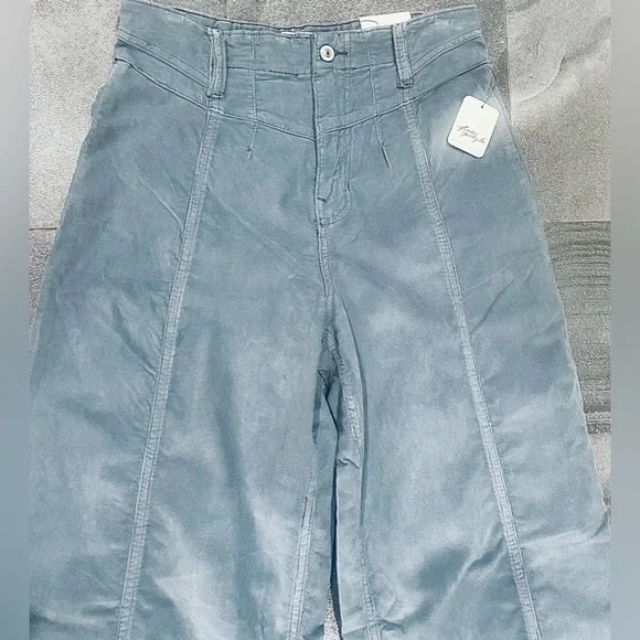 Free People Grey Wide Leg Light Corduroy pants Size 28 NWT - Picture 2 of 4